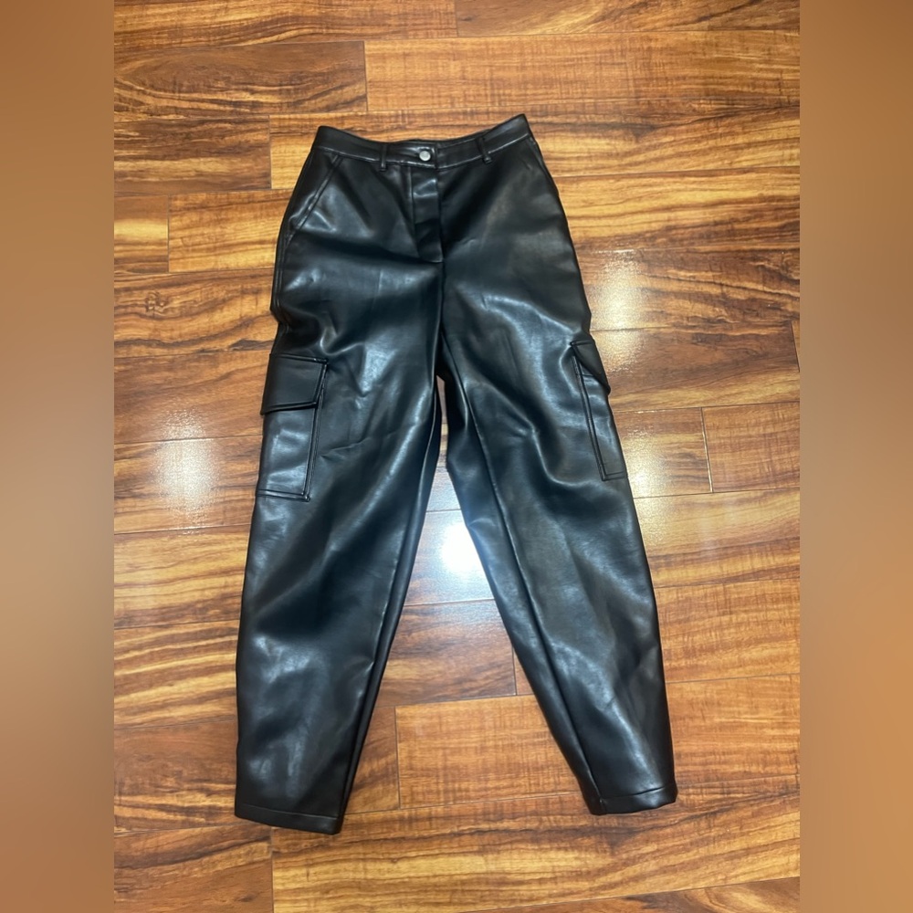Aritzia Wilfred Free Vegan Leather Cargo‎ Pants 2